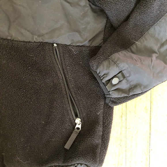 North face jacket 🔥 - Picture 5 of 6